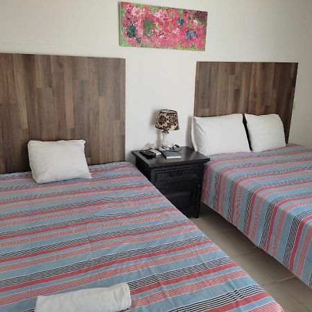 Hospedaje Magnolias ميريدا المظهر الخارجي الصورة